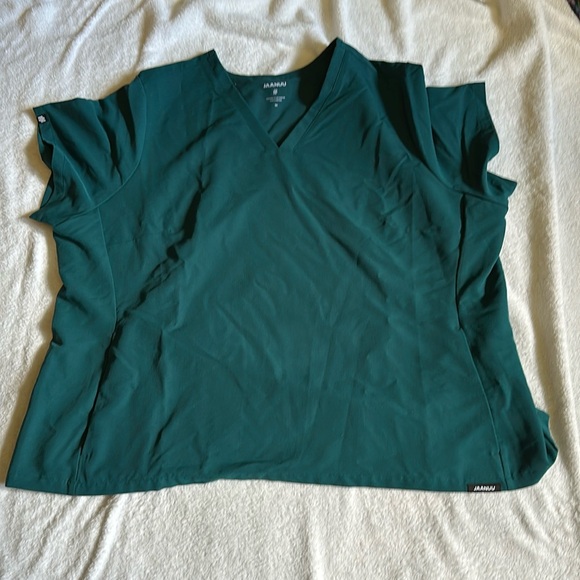Jaanuu Tops - Midnight green jaanuu 3x two pocket top